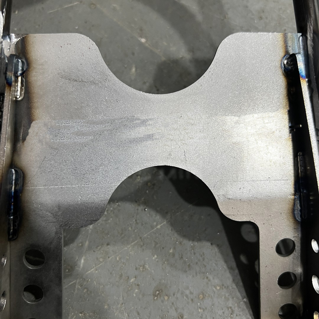 Staffa in metallo per parapetto posteriore in acciaio per saldatura a piegatura personalizzata