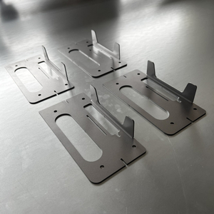Parti di stampaggio di pezzi grezzi in metallo di produzione personalizzata